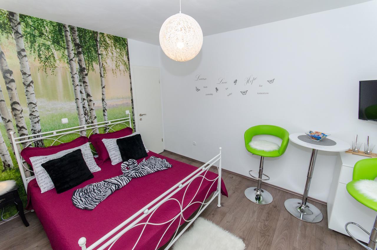 Wild Rose Hotel Split Buitenkant foto
